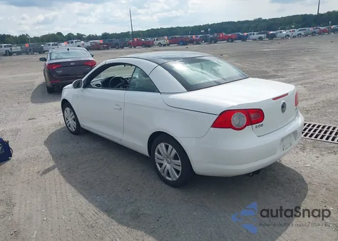 2008 Volkswagen Eos Komfort z USA, uszkodzony, nr VIN WVWBA71F28V051516